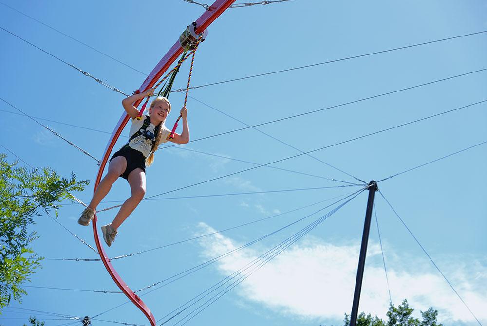 Landal Aelderholt opent spectaculaire attractie: SkyFlyer