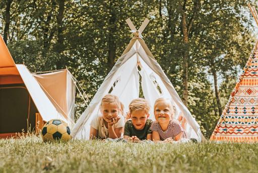 Kindercamping in Nederland? → 20x de állerleukste familiecampings!