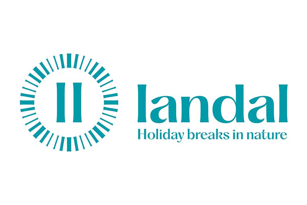 Dit wordt het nieuwe logo van Landal en niet Bollo, máár Koos wordt de nieuwe mascotte
