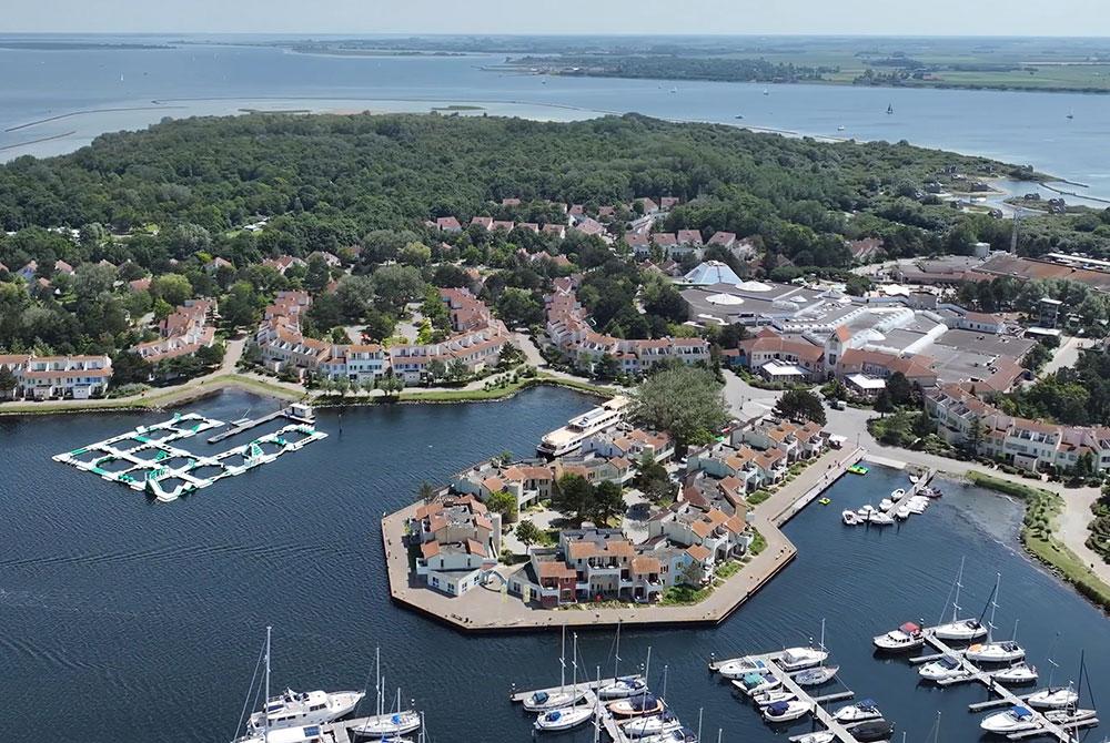 Center Parcs Port Zélande van boven: Wat een ligging! (VIDEO)