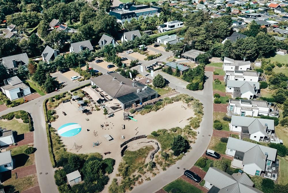 Strandpark Duynhille van boven: Top ligging aan zee! (VIDEO)