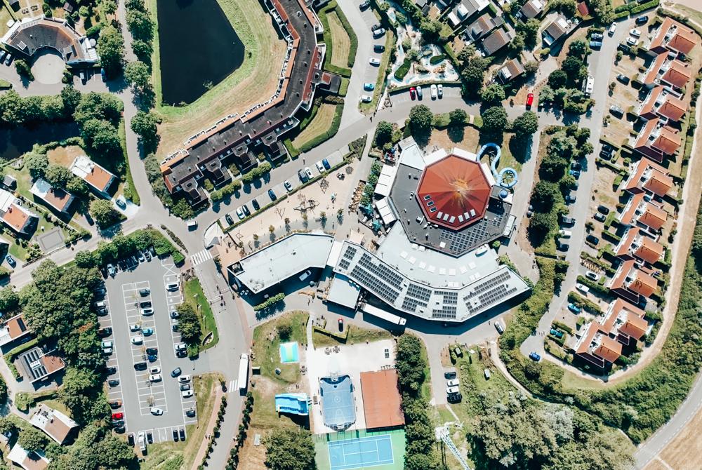 Summio Parc Port Greve van boven: mooi Zeeuws familiepark! (VIDEO)