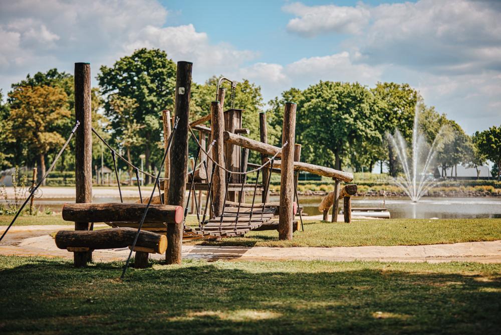 De waterspeeltuin van De Leistert is vernieuwd én uitgebreid