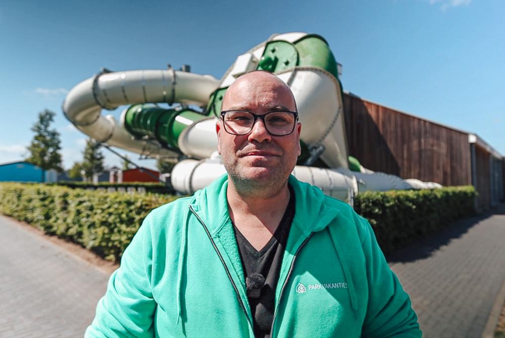 Het zwembad van Vakantiepark Eiland van Maurik moet je zien! (VIDEO)