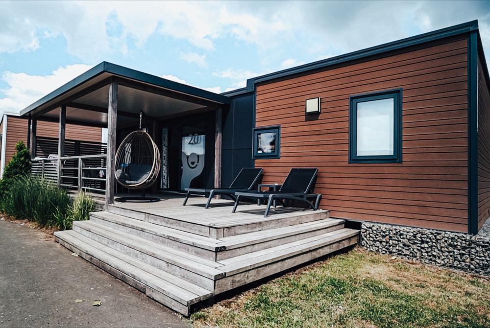 Binnenkijken: moderne Eilandlodge voor 6 personen op Vakantiepark Eiland van Maurik (VIDEO)