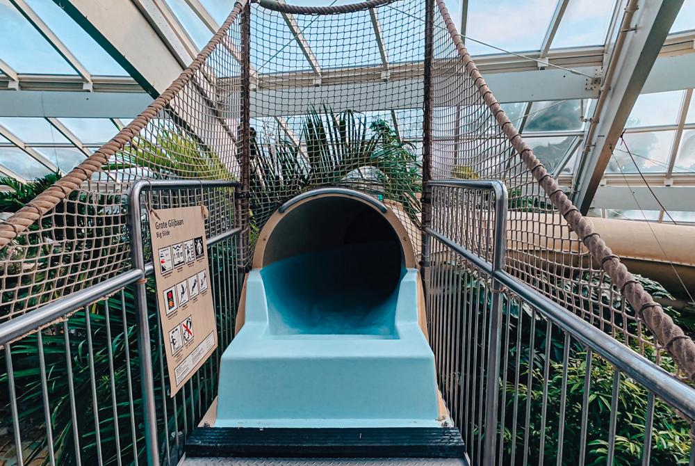 Alle glijbanen in het zwembad van Center Parcs De Kempervennen (VIDEO)