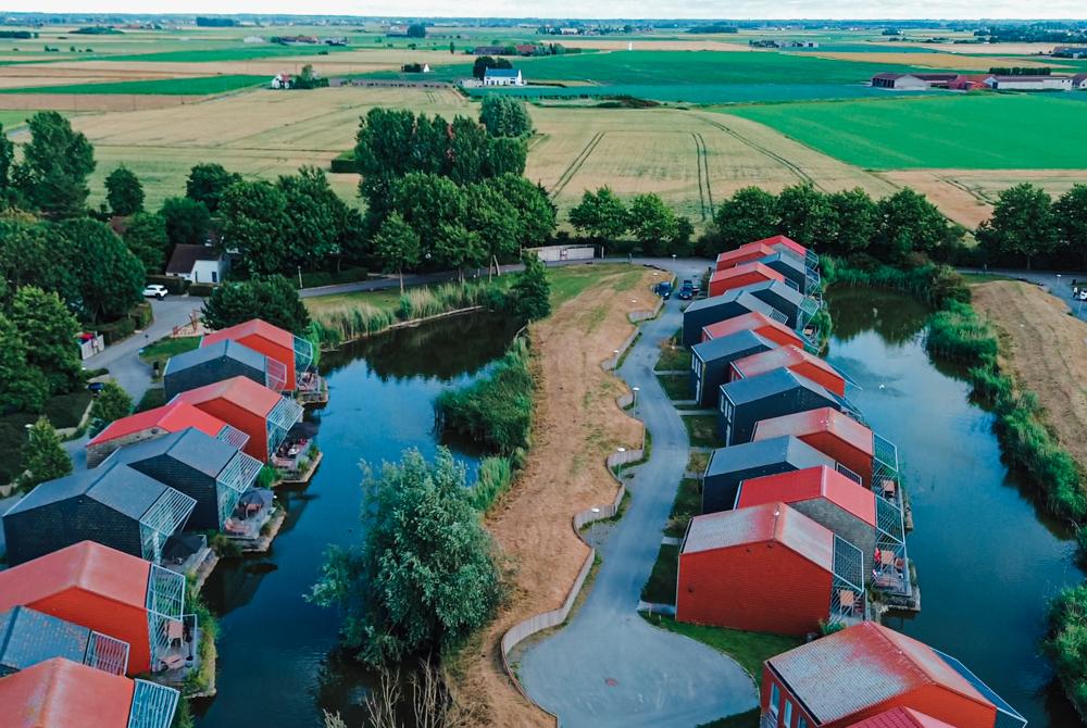 Binnenkijken: VIP Lakeside cottage op Center Parcs Park De Haan (VIDEO)