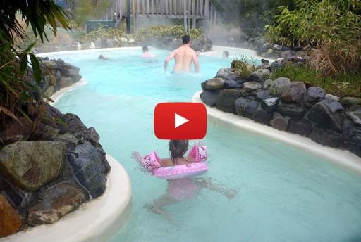 Filmpje: Zó gaaf is het zwembad van Center Parcs De Eemhof