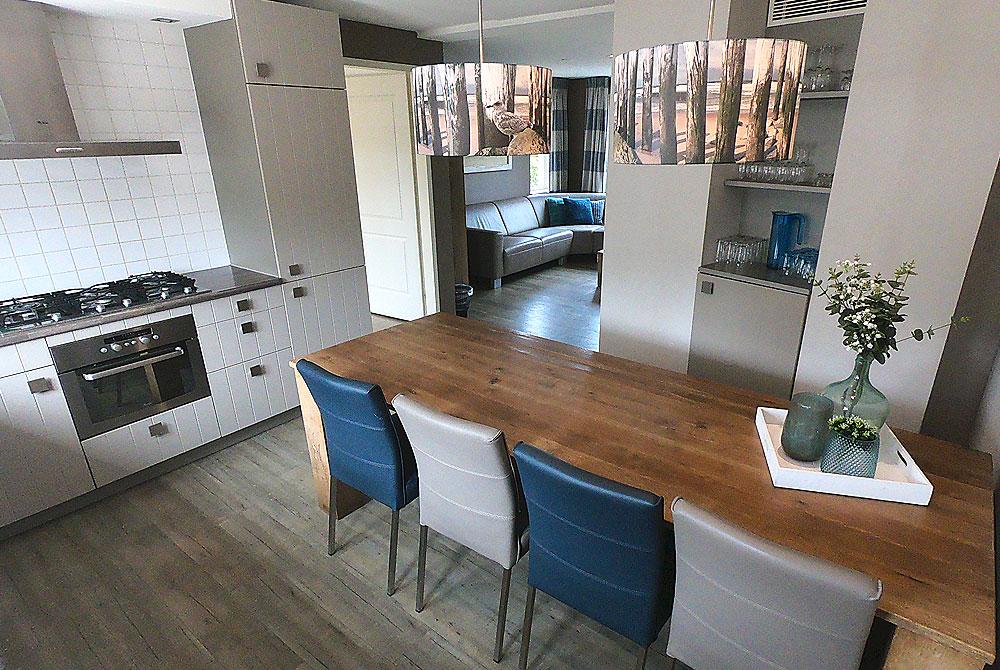 Binnenkijken: Familievilla luxe op Vakantiepark De Krim (Filmpje)