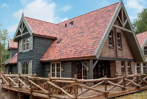 Efteling Bosrijk groeit met 12 nieuwe Boshoeve groepsaccommodaties