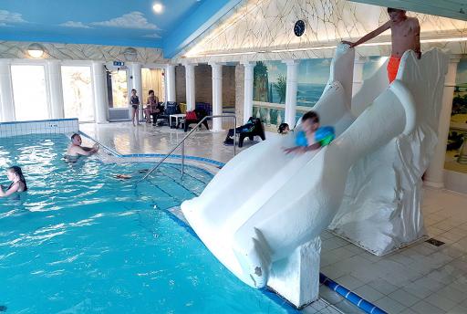 Het zwembad van Recreatiepark De Boshoek ziet er zó uit (Foto's)