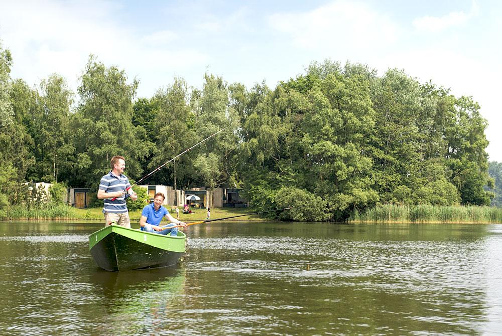 Visvakantie Nederland? 30x ideale vakantieparken om te vissen! 