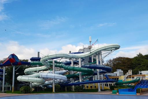 VIDEO: Tikibad van Vakantiepark Duinrell