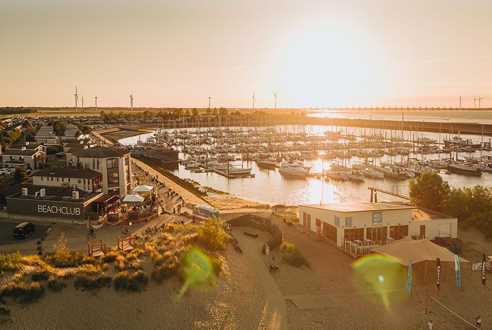 Restaurant Roompot Beach Resort wordt hippe Beach Club