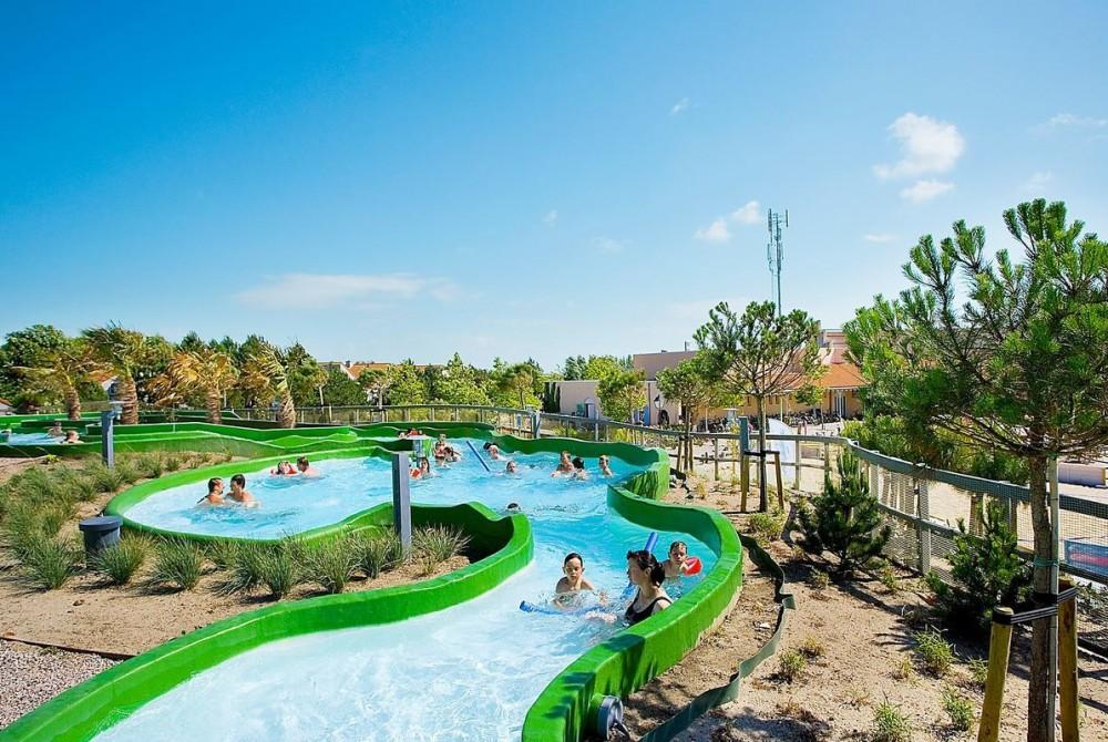 De wildwaterbaan van Center Parcs Port Zélande