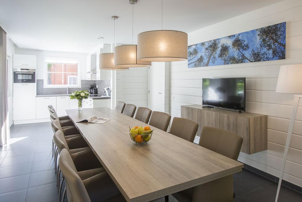 Inrichting van de 12-persoons villa, Villa bij Landal Mooi Zutendaal