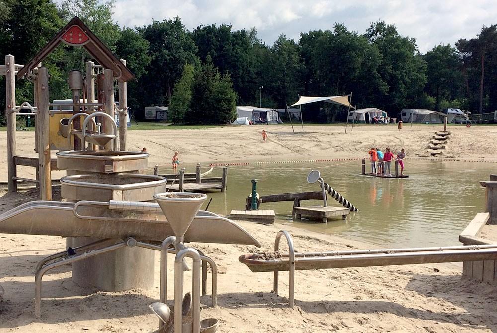 Giga Konijnenveld van Beerze Bulten