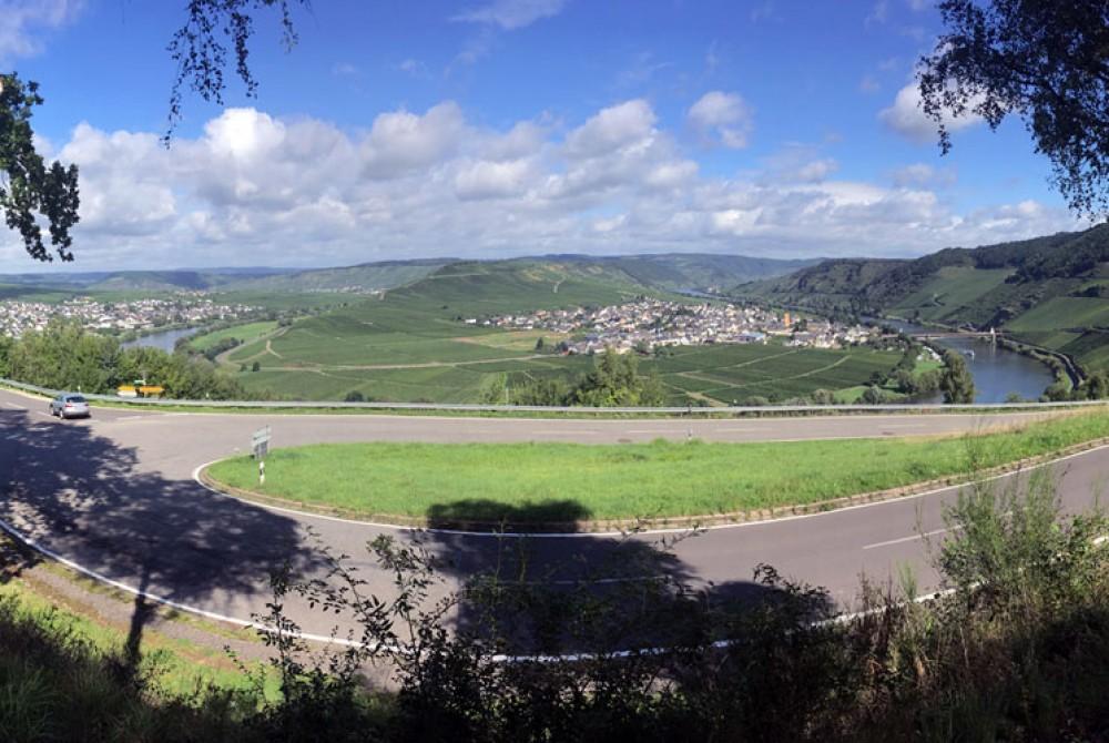 Panoramisch uitzicht over de Moezel
