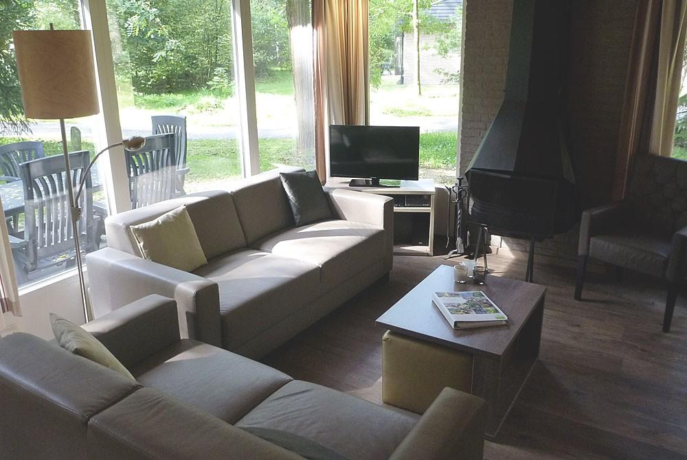De woonkamer van de bungalow, Landal Coldenhove