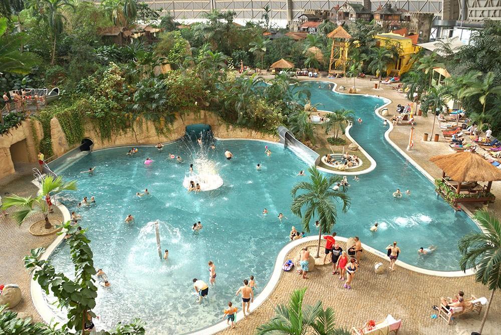 Subtropisch zwembad Tropical Islands bij Berlijn