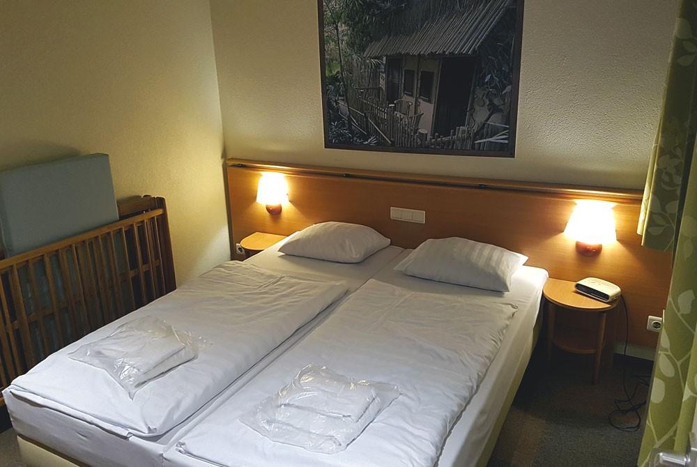 Slaapkamer van de cottage, Center Parcs Het Heijderbos