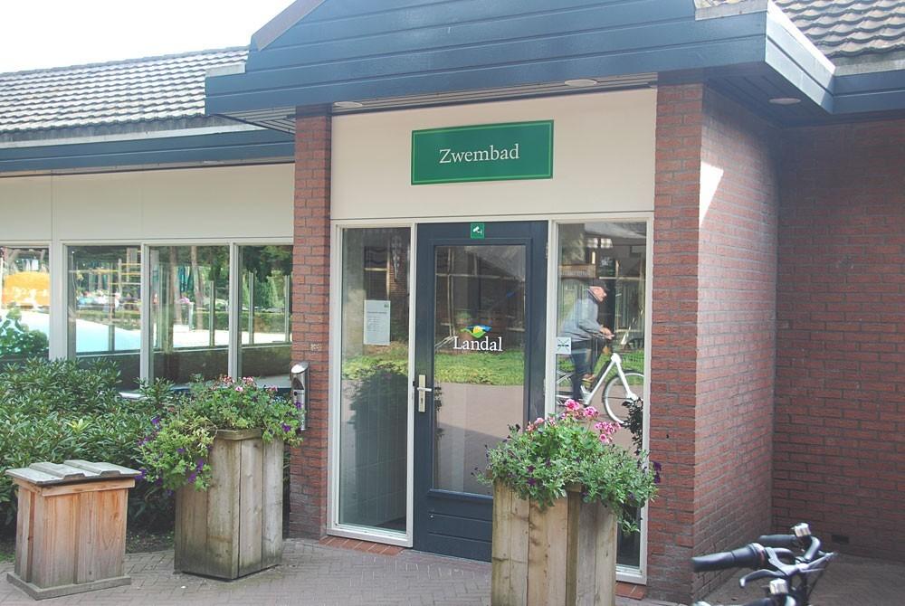 Landal Heideheuvel ingang zwembad