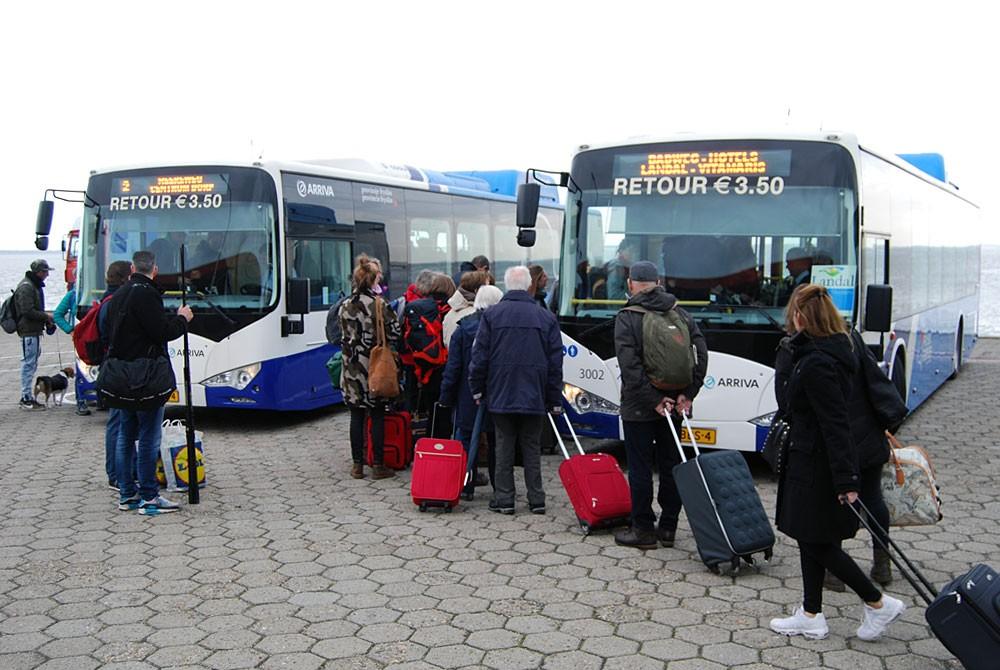 Bussen op Schiermonnikoog, Landal Vitamaris