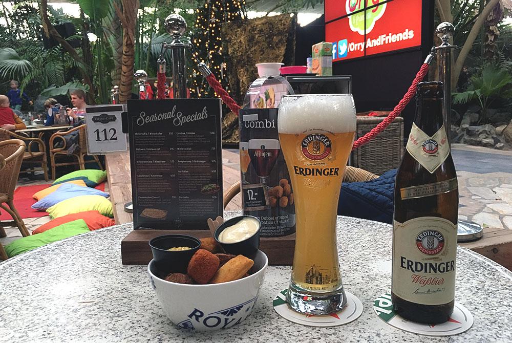 Tafel in de Market Dome, Het Meerdal