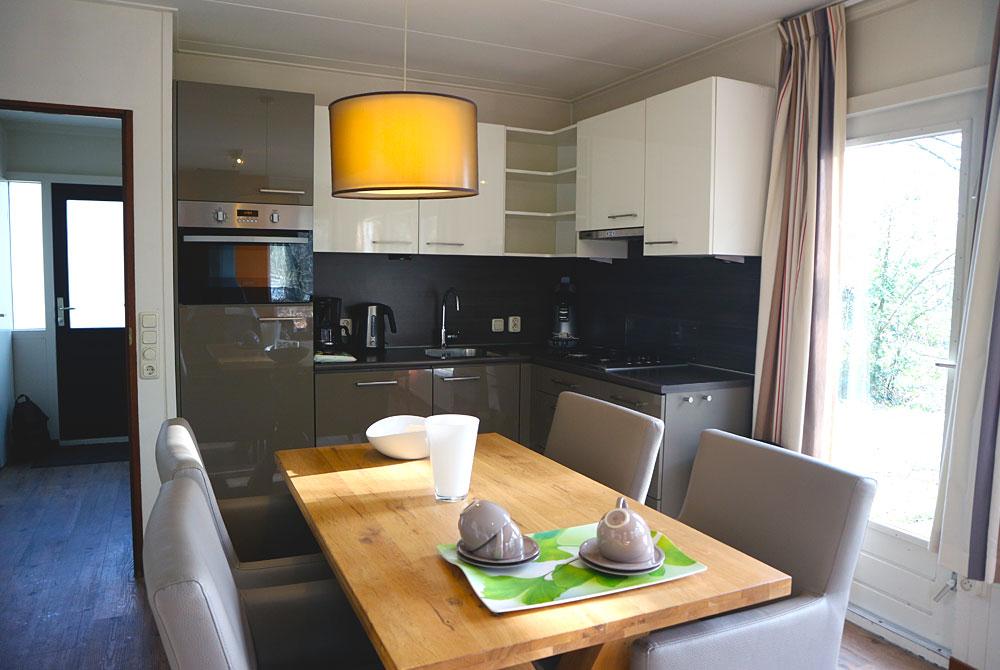 Keuken van de bungalow, Landal Miggelenberg