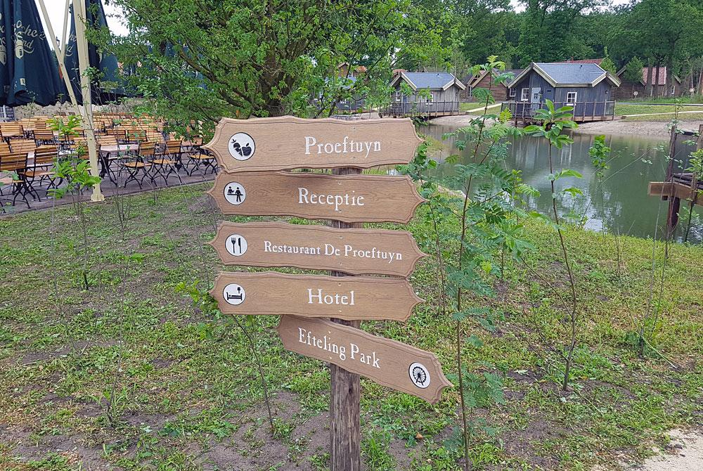 Vakantiepark Efteling Loonsche Land bordje