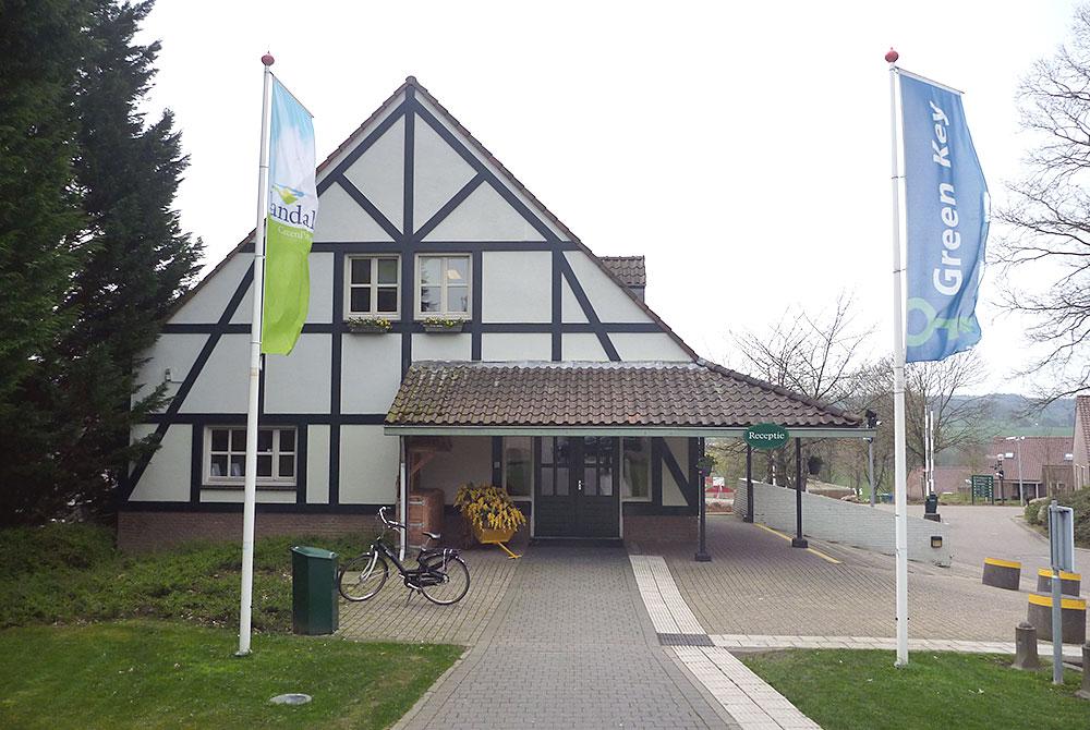 De receptie van Landal Hoog Vaals