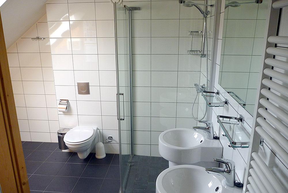 Badkamer in het huisje, Landal Hoog Vaals
