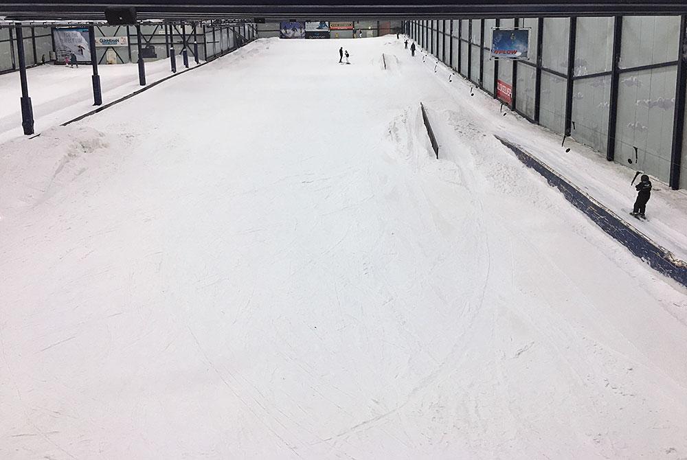 Skipiste van het snowcenter, Center Parcs De Kempervennen