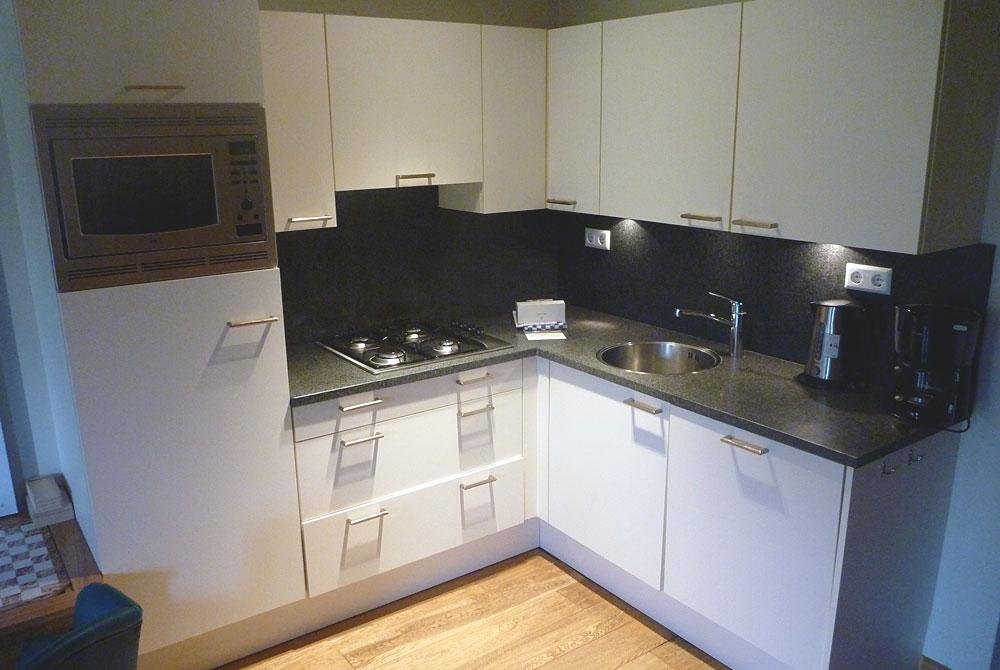 Keuken van de bungalow, Hof van Saksen