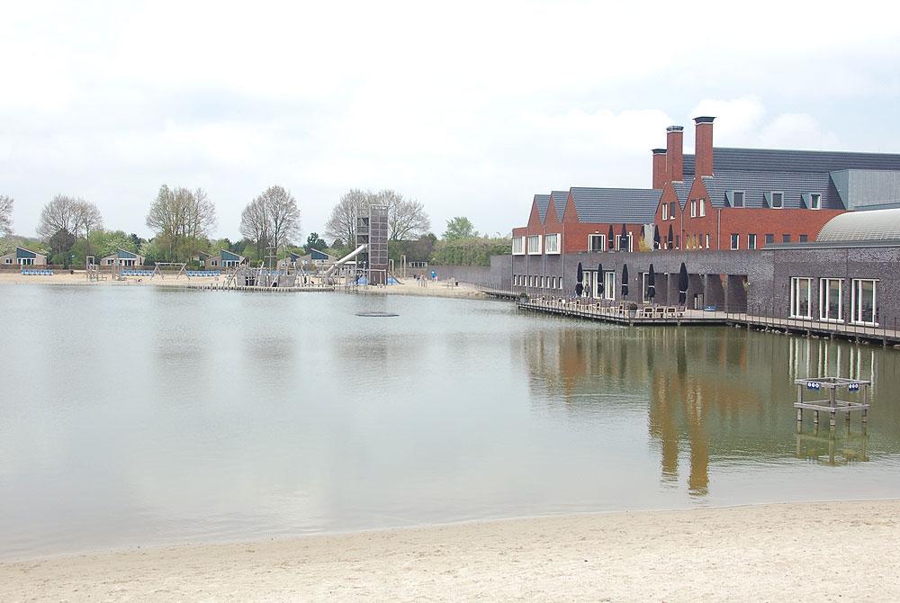 Strand en de Havezate, Hof van Saksen