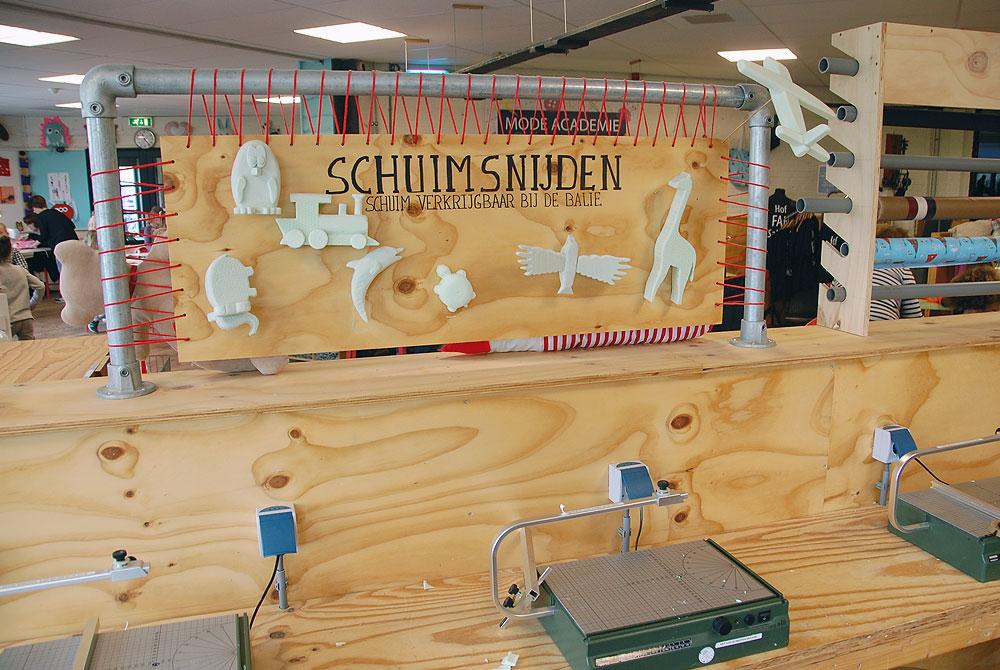 Schuimsnijden in de Techniek Academie, Hof van Saksen