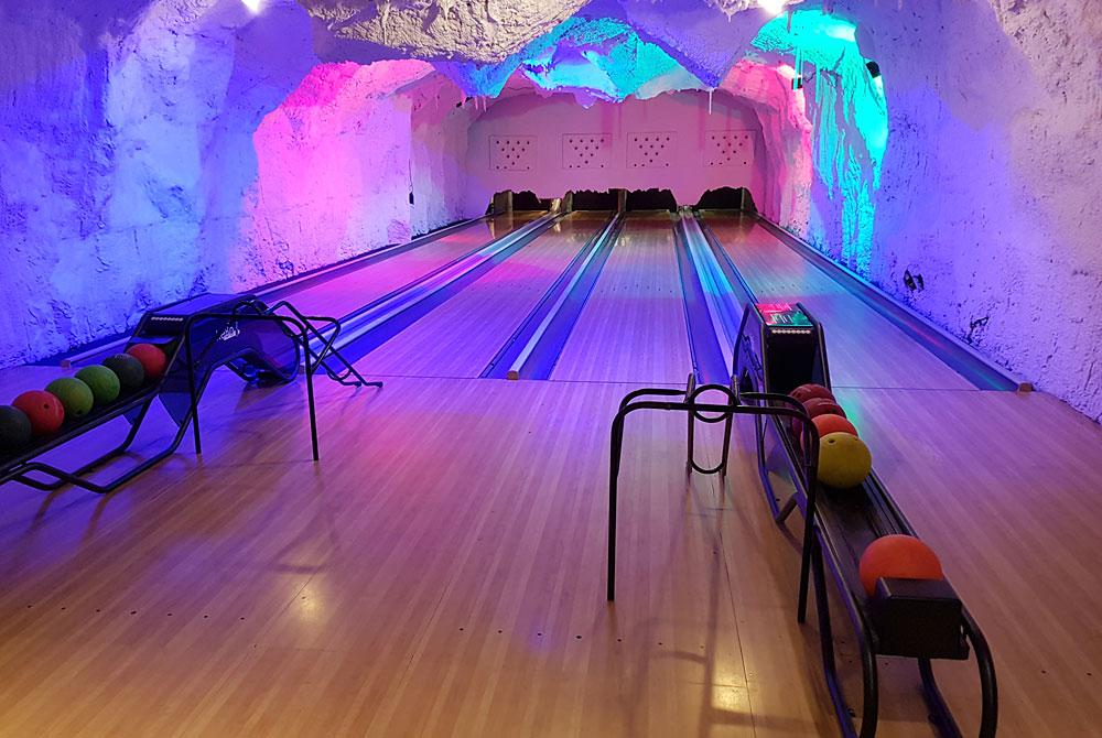 Bowlen, Hof van Saksen