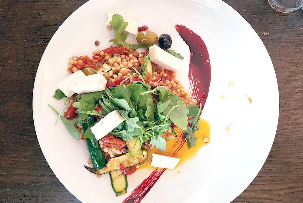 Lunch, Hof van Saksen