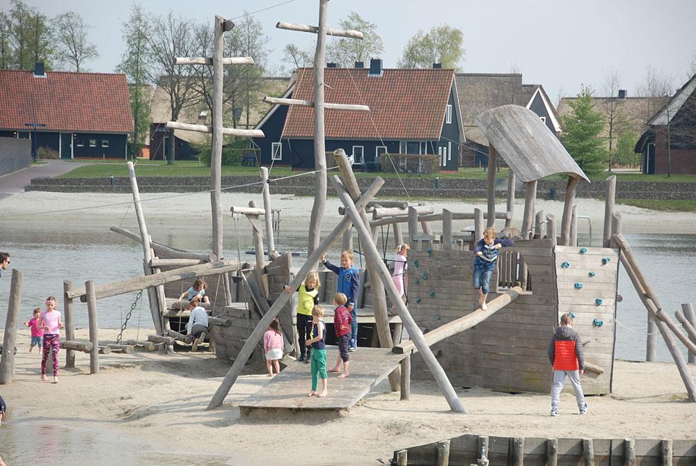 Speeltuin, Hof van Saksen