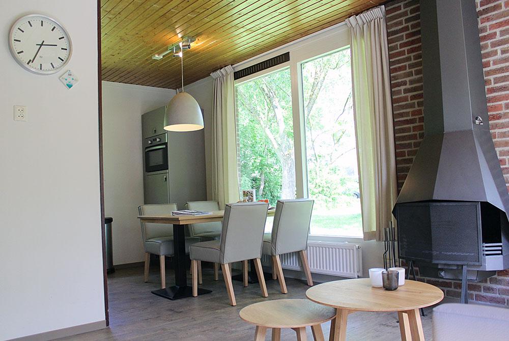 Interieur van de bungalow, Landal Aelderholt
