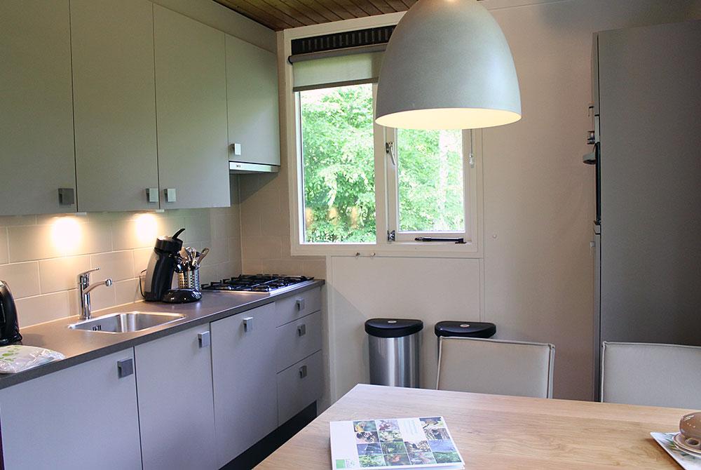 Keuken van de bungalow, Landal Aelderholt