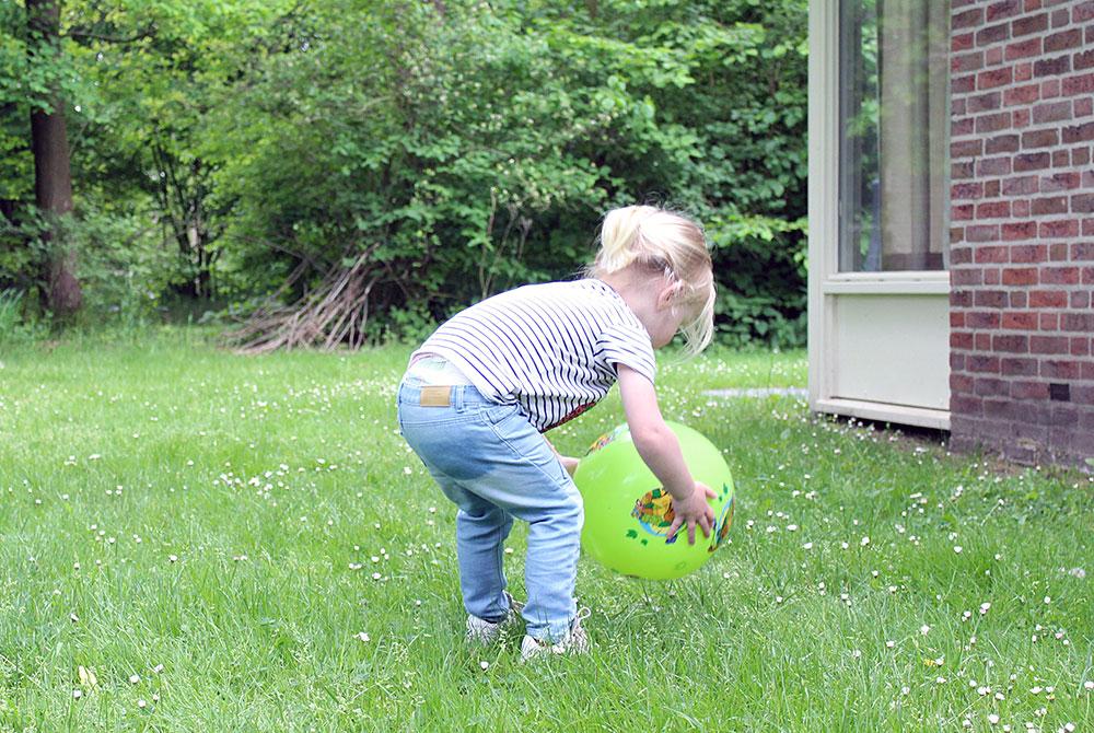 Spelen bij de bungalow, Landal Aelderholt