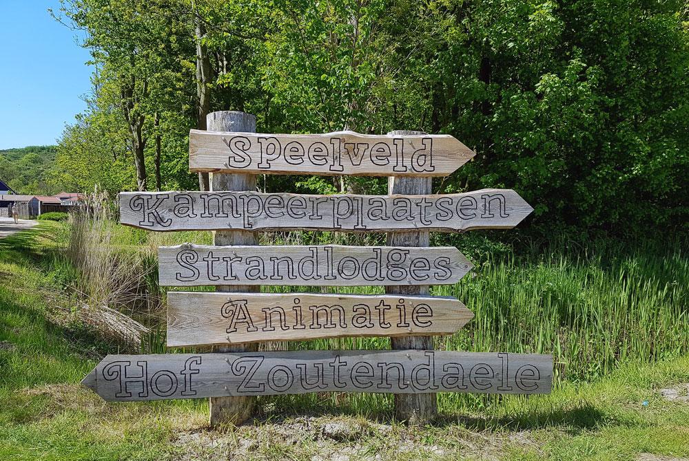 Vakantiepark De Meerpaal borden