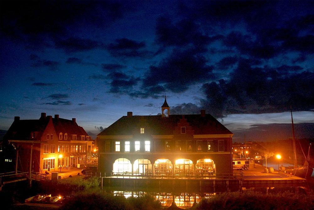 Landal; Esonstad by night
