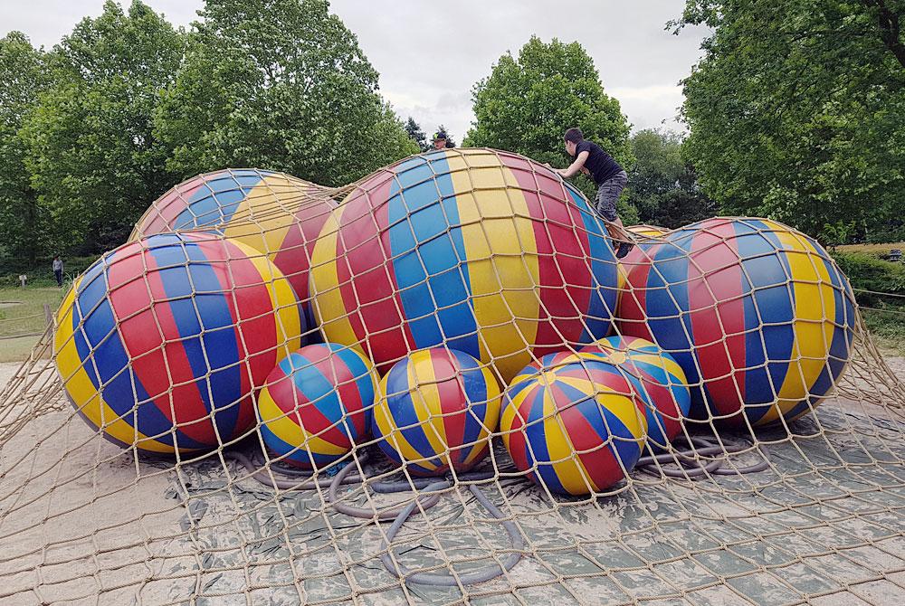 De Ballenberg, Speelland Beekse Bergen