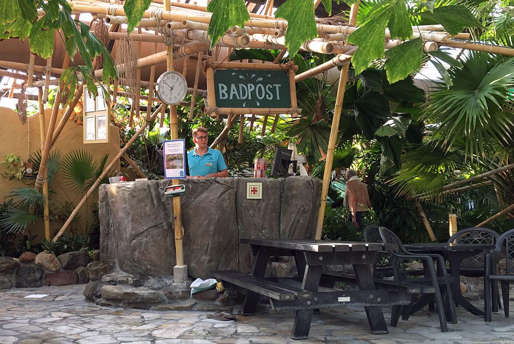 Badpost in het zwembad, Center Parcs De huttenheugte