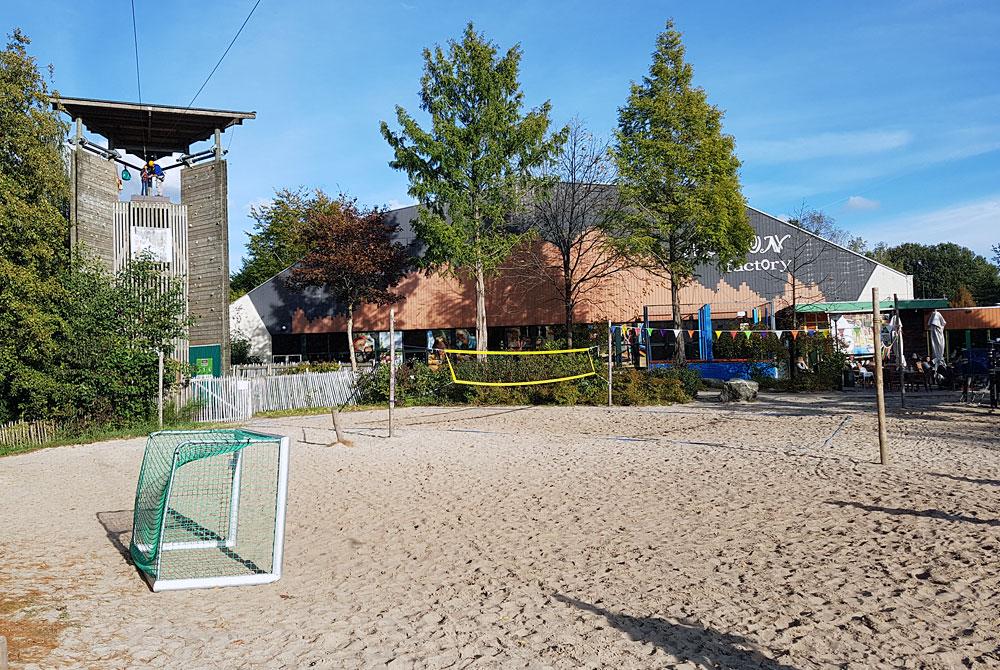 Strandvolleybal, De Huttenheugte