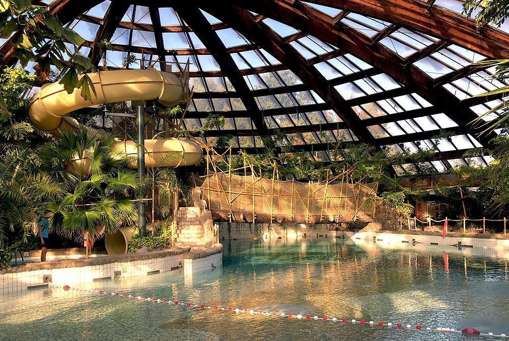 Center Parcs De Huttenheugte zwemmen