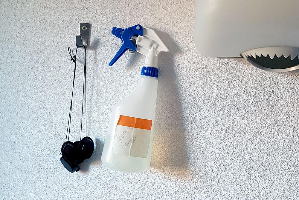 Zonnebank reiniger, Buitenhof de Leistert