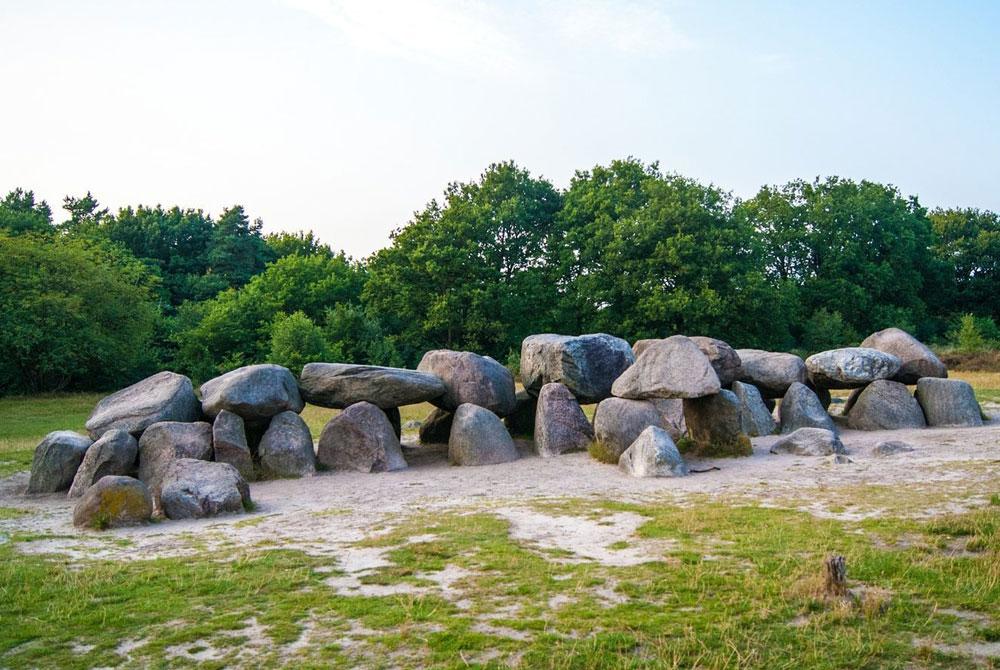 Hunebed, Landal Het Land van Bartje